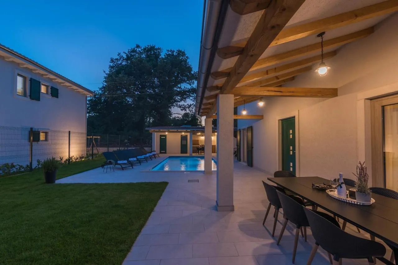 Martinela Villas Istria - Villa Franko Rojnići Croácia